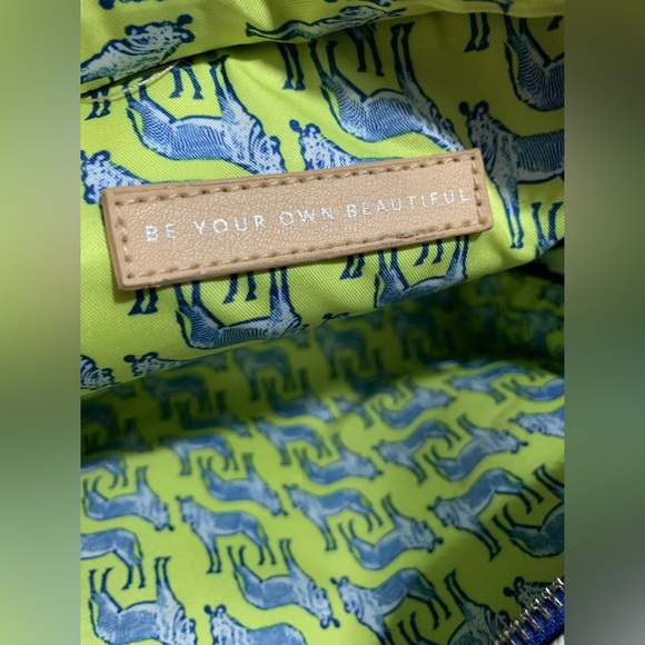 Beauty Bag - Indigo Ikat Print - Picture 2 of 3